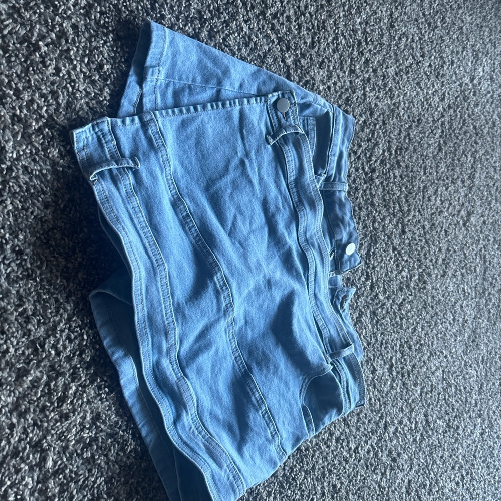SHEIN Light Blue Skinny Jeans